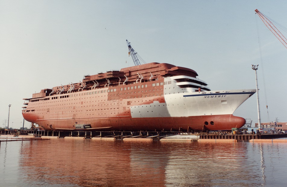 Die Homeric vor ihrem Stapellauf. Foto: Archiv Meyer Werft